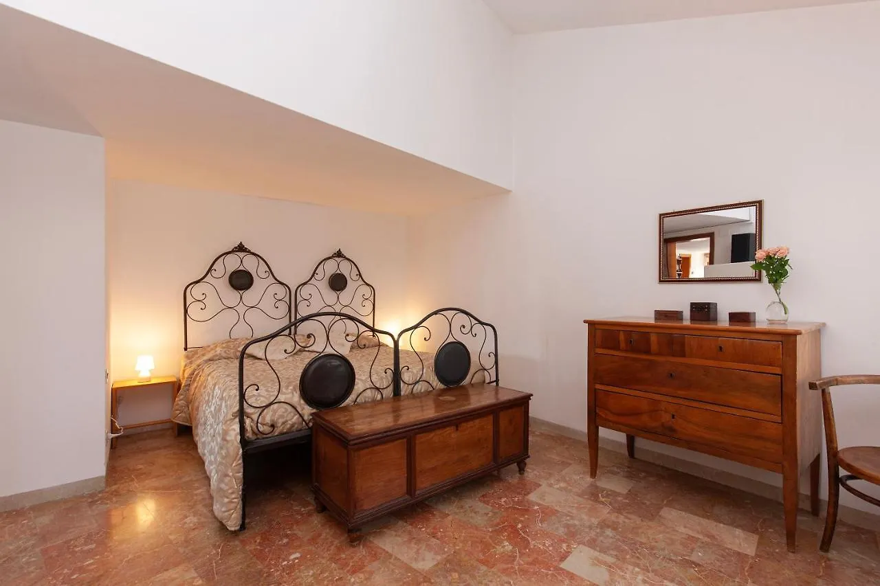 Altana Rialto Apartment Venedig